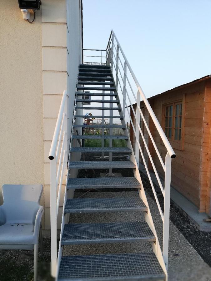 Les Fermiers Bed & Breakfast Giremoutiers Ngoại thất bức ảnh