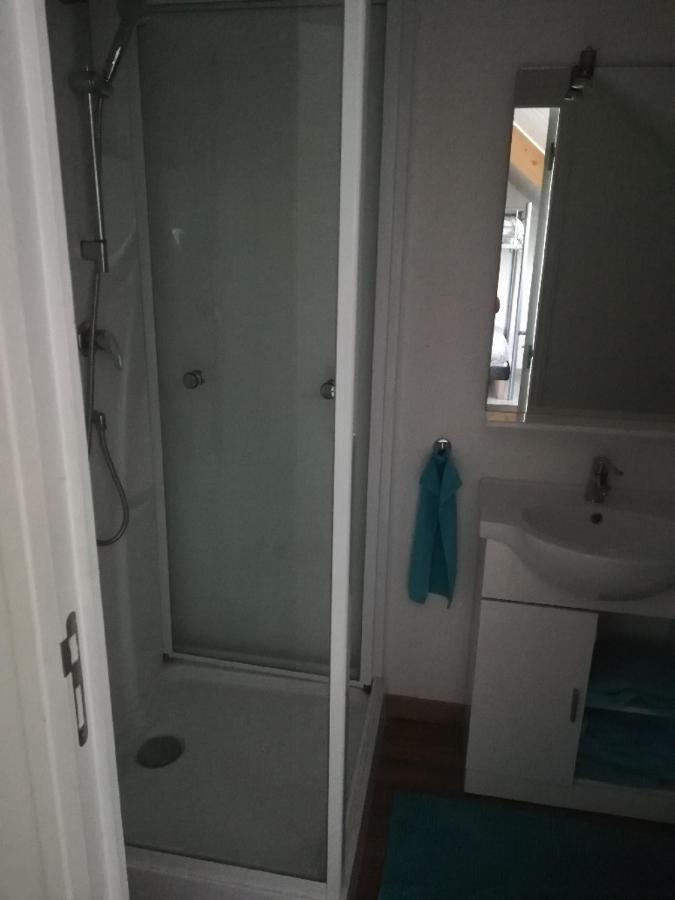 Les Fermiers Bed & Breakfast Giremoutiers Ngoại thất bức ảnh